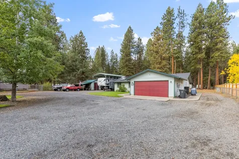 59895 Cheyenne Road Bend OR 97702