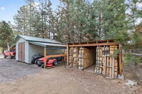 59895 Cheyenne Road Bend OR 97702