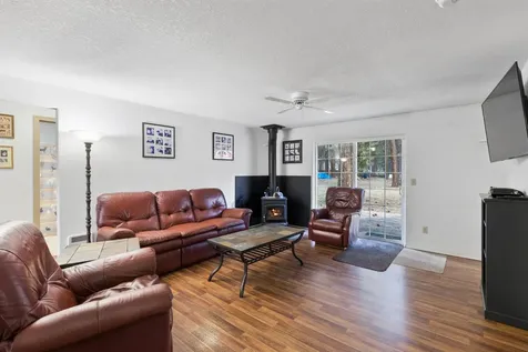 59895 Cheyenne Road Bend OR 97702
