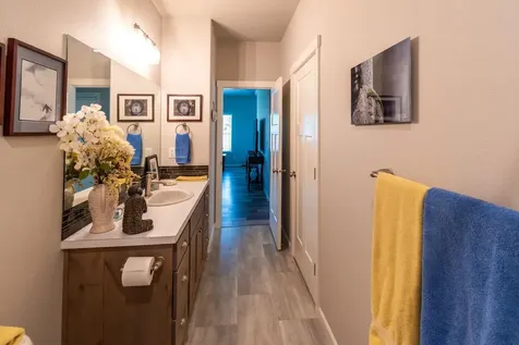 2911 NW Hemlock Lane Redmond OR 97756