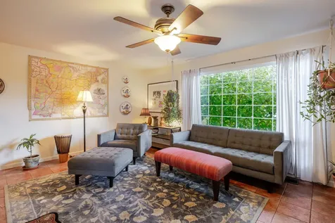 1942 NE 6th Street Bend OR 97701