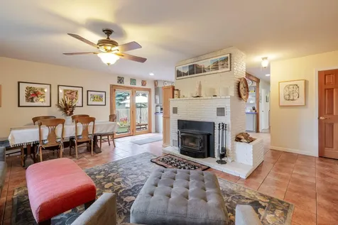 1942 NE 6th Street Bend OR 97701