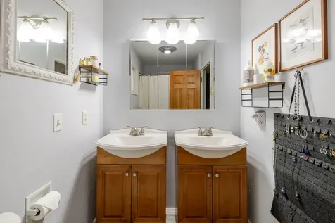 1942 NE 6th Street Bend OR 97701
