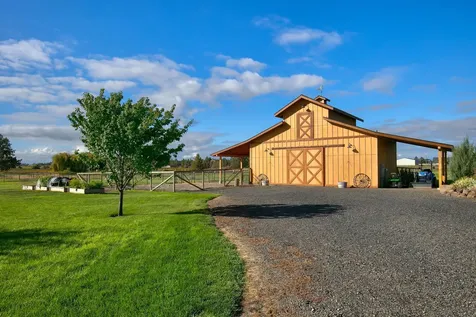 6875 NE 11th Street Redmond OR 97756