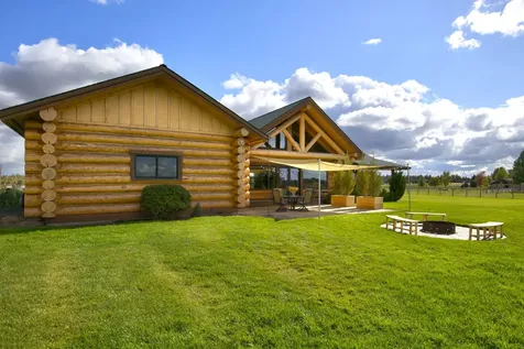 6875 NE 11th Street Redmond OR 97756