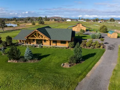 6875 NE 11th Street Redmond OR 97756