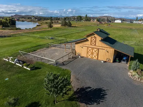 6875 NE 11th Street Redmond OR 97756