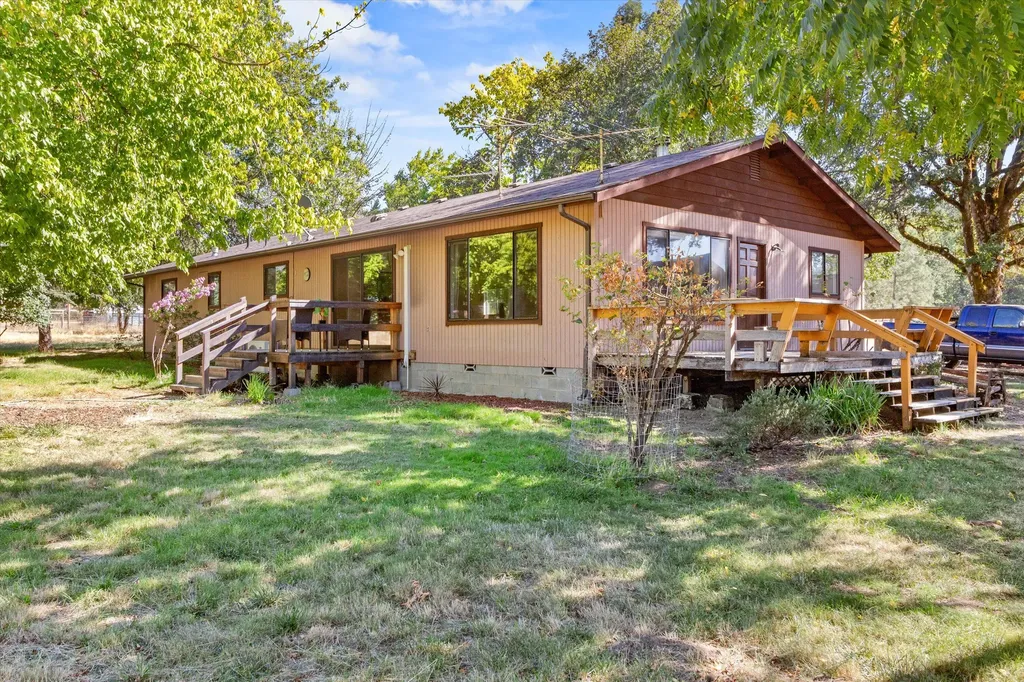 5442 Hugo Road Grants Pass OR 97526