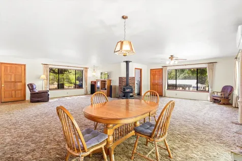 5442 Hugo Road Grants Pass OR 97526