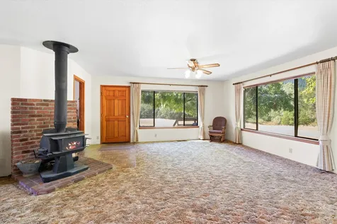 5442 Hugo Road Grants Pass OR 97526