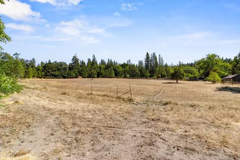 5442 Hugo Road Grants Pass OR 97526