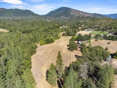 5442 Hugo Road Grants Pass OR 97526
