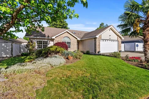 659 Jackson Creek Drive Central Point OR 97502