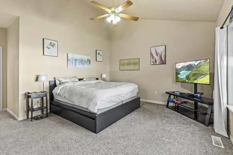 659 Jackson Creek Drive Central Point OR 97502