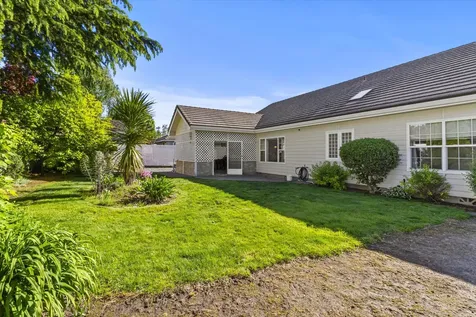 659 Jackson Creek Drive Central Point OR 97502