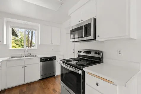 1448 Carolyn Circle Medford OR 97504