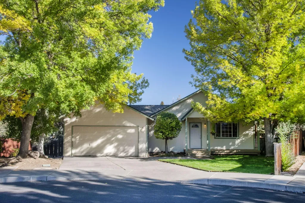 1473 NE Mable Court Bend OR 97701