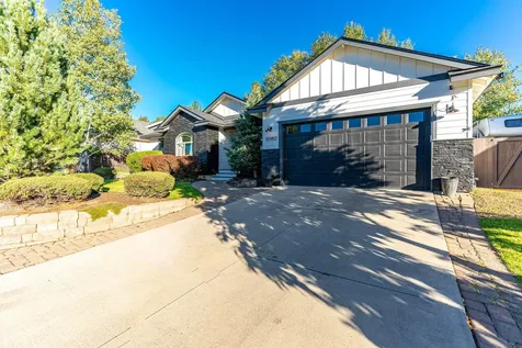 61160 Hilmer Creek Drive Bend OR 97702