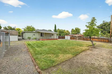 2435 Stearns Way Medford OR 97501