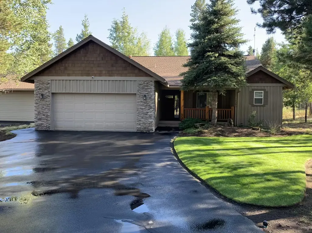 17295 Azusa Road Bend OR 97707