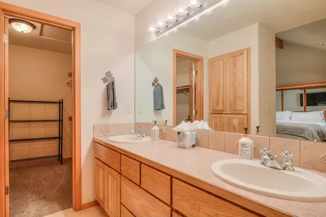 17295 Azusa Road Bend OR 97707
