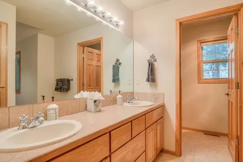 17295 Azusa Road Bend OR 97707