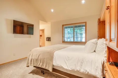 17295 Azusa Road Bend OR 97707