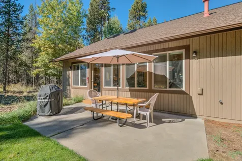 17295 Azusa Road Bend OR 97707