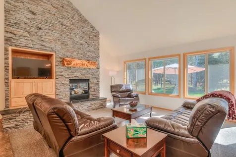 17295 Azusa Road Bend OR 97707