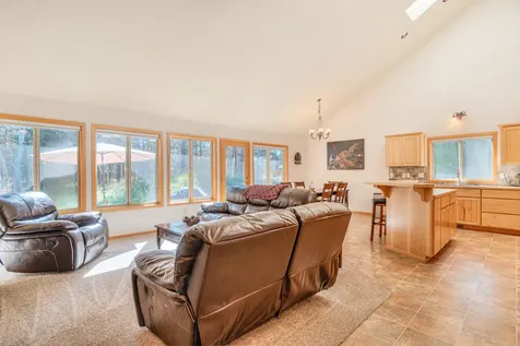 17295 Azusa Road Bend OR 97707