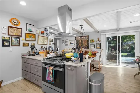 1208 Fortune Drive Medford OR 97504