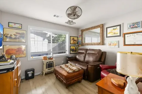 1208 Fortune Drive Medford OR 97504