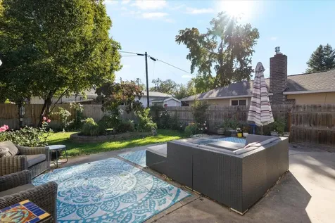1208 Fortune Drive Medford OR 97504
