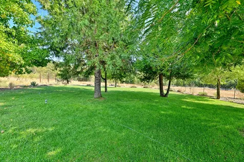 203 Edgerton Lane Wolf Creek OR 97497