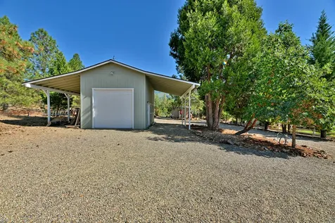 203 Edgerton Lane Wolf Creek OR 97497