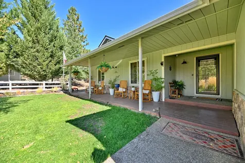 203 Edgerton Lane Wolf Creek OR 97497