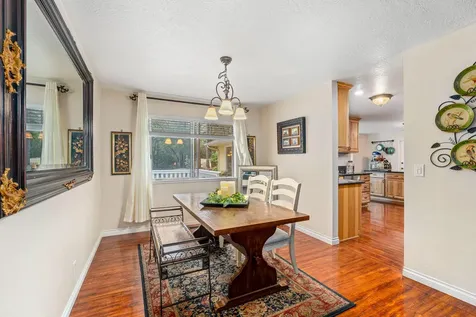 310 Surrey Drive Grants Pass OR 97526