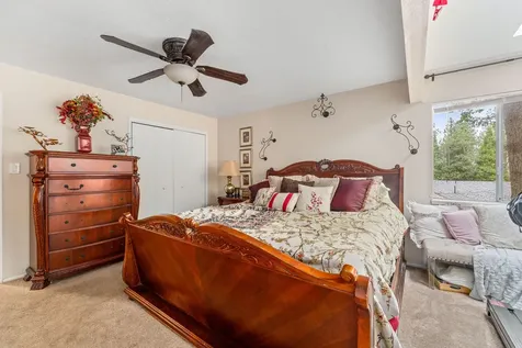 310 Surrey Drive Grants Pass OR 97526