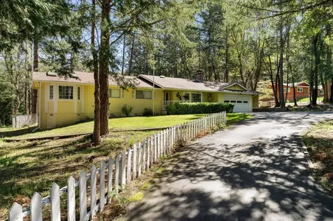 310 Surrey Drive Grants Pass OR 97526