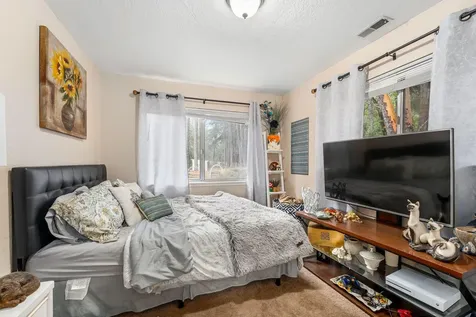 310 Surrey Drive Grants Pass OR 97526