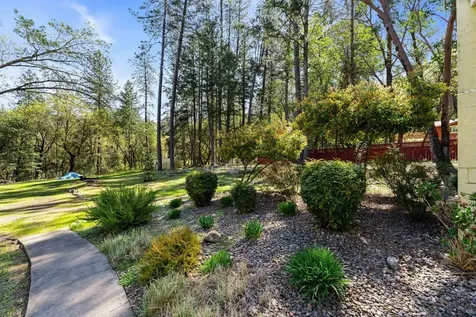 310 Surrey Drive Grants Pass OR 97526
