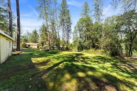 310 Surrey Drive Grants Pass OR 97526