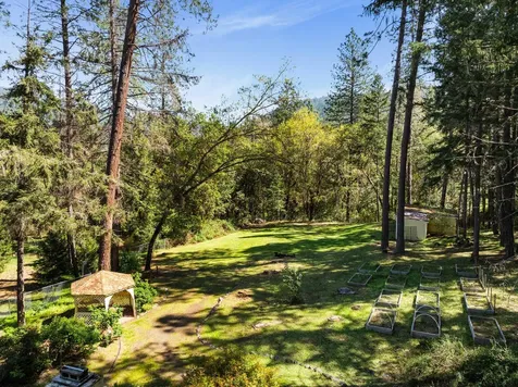 310 Surrey Drive Grants Pass OR 97526
