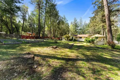 310 Surrey Drive Grants Pass OR 97526