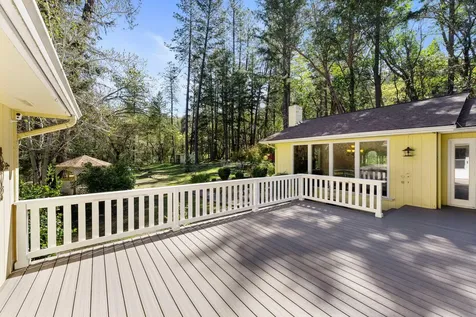 310 Surrey Drive Grants Pass OR 97526