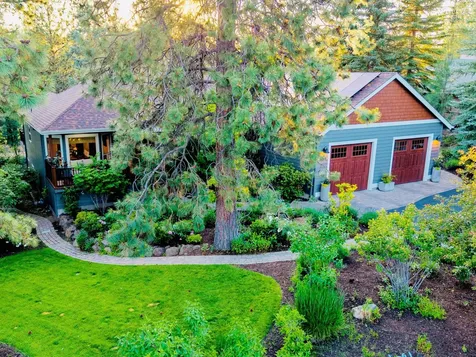 2755 NW Champion Circle Bend OR 97703