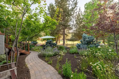 2755 NW Champion Circle Bend OR 97703