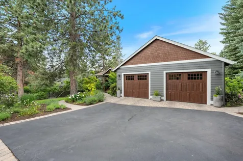 2755 NW Champion Circle Bend OR 97703