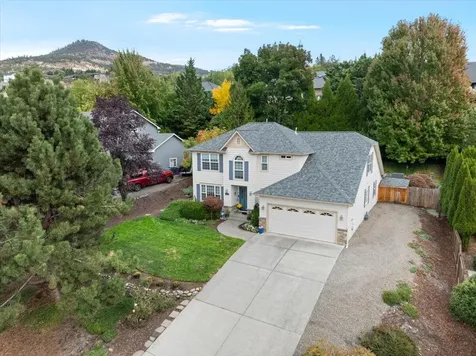 4274 Tamarack Drive Medford OR 97504