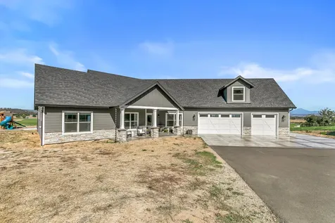 4228 Old Stage Road Central Point OR 97502